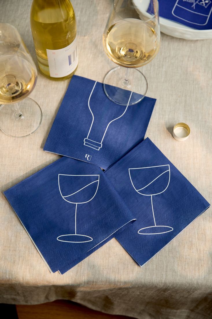 Weinglas, Gläser, Blue napkins, Weinprobe?, Trinkglas