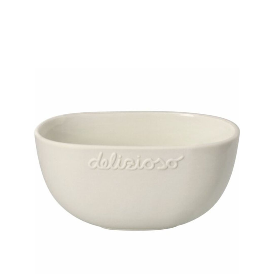 Nahaufnahme des erhabenen Hoch-Relief Schriftzugs delizioso auf beigem Steinzeug