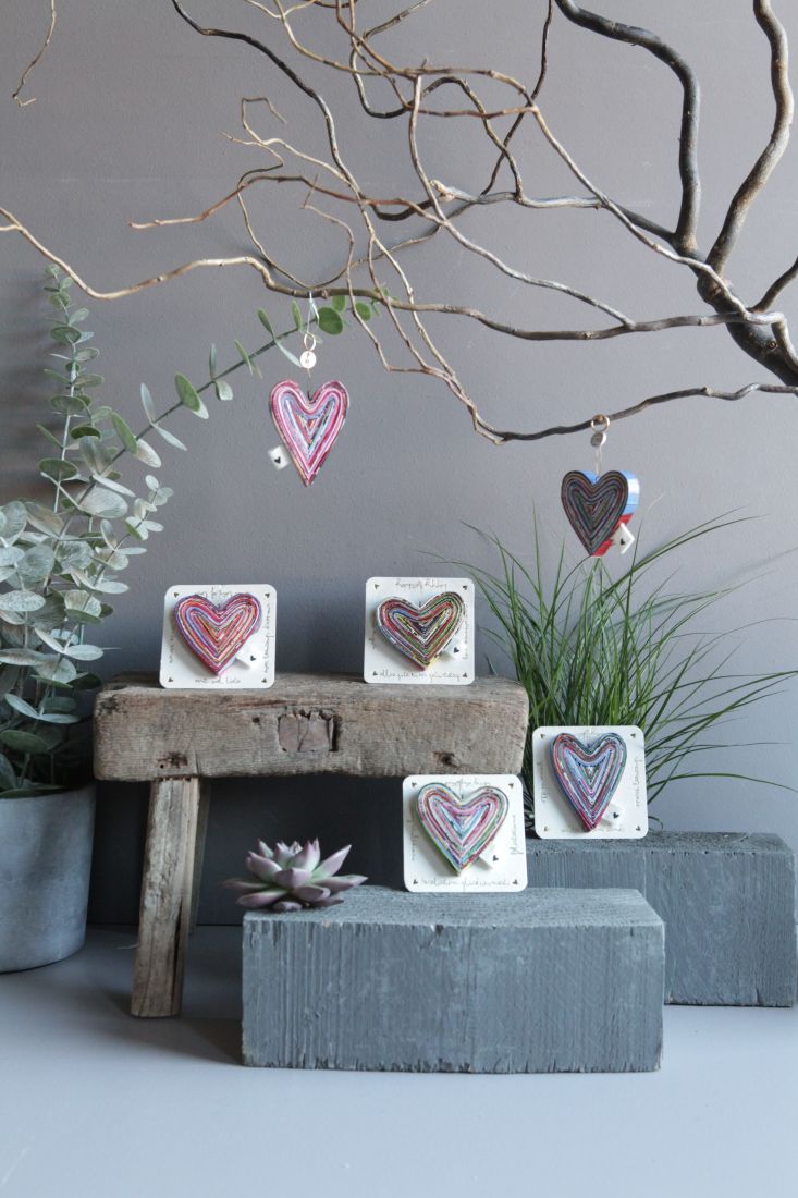 Herz-Anhänger, Hängeornament, Kartenanhänger, Herzmotiv, DIY Dekoration