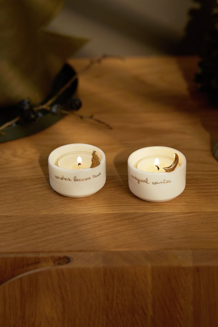 Leuchtendes räder Porzellan-Windlicht 'magical winter' mit warmem Kerzenschein