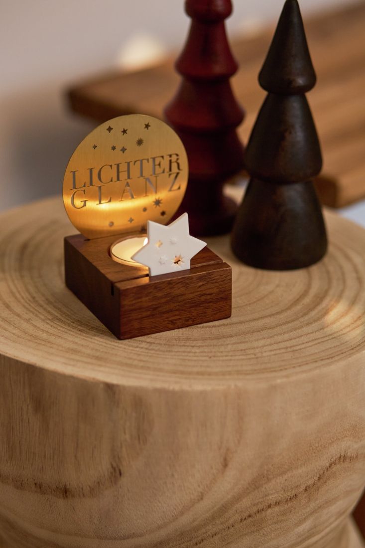 Holzunterlage, Kerze, Sternenaufsteller, Miniaturdeko, Goldene Scheibe