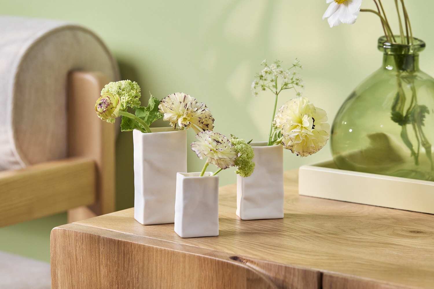 Blumenarrangement, Vasen, Tischdeko, Pastellgrün, Kunstpflanzen