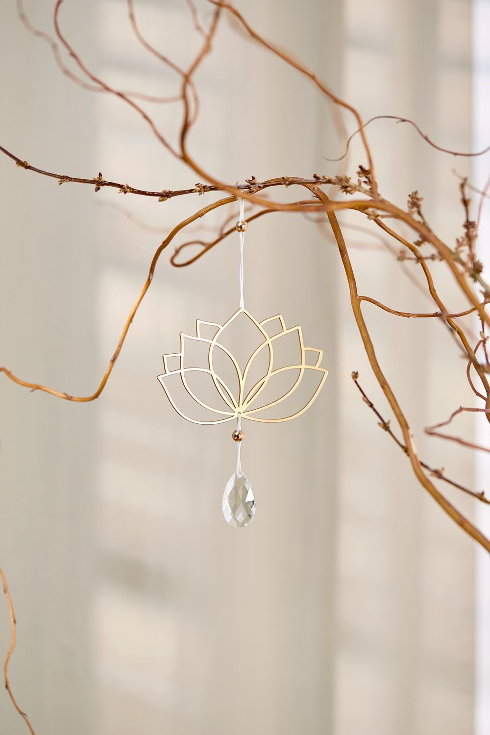Dekoanhänger, Schmuckanhänger, Lotus-Design, Kristallanhänger, Weißer Anhänger
