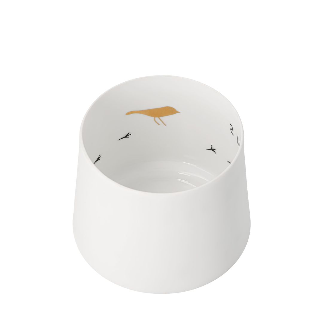 weiße schale, tasse, porzellan, birds motif, minimalistisch