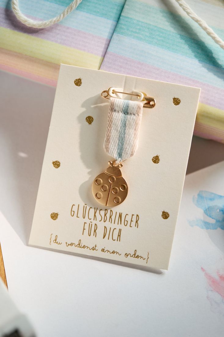 Schlüsselanhänger, Damenaccessoire, Einhänger, Medaillon, goldfarben