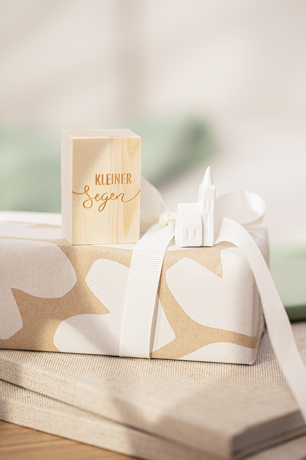 Geschenkverpackung, Geschenkband, Holzstempel, Kleiner Seger, Holzstempel?