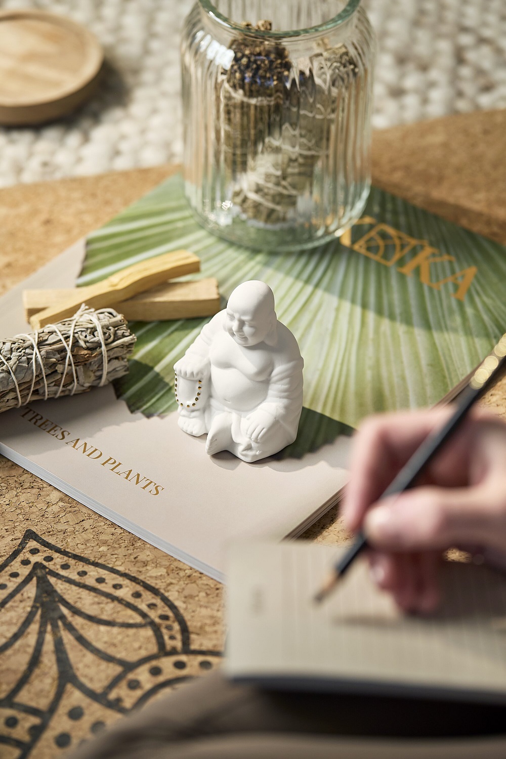 Buddha-Statue, Miniaturfigur, weiße Keramik, Räuchergefäß, Ritual-Dekoration