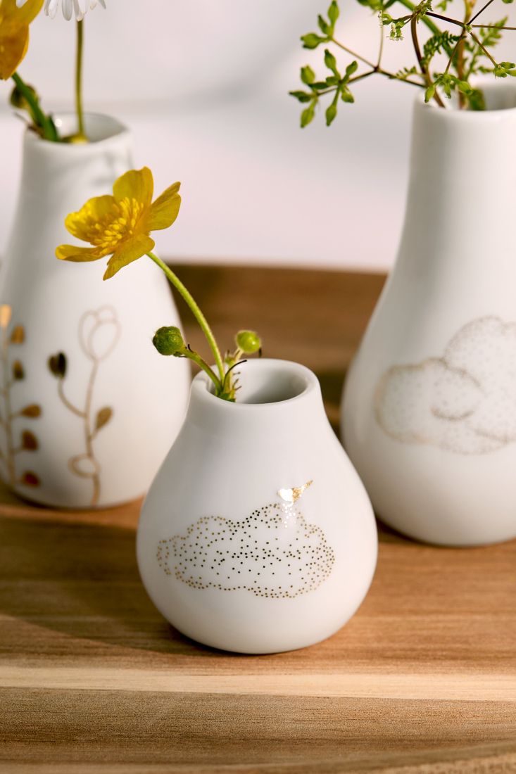 Vase, Porzellan, Weiße Vase, Welliges Muster, Blumenstraußhalter