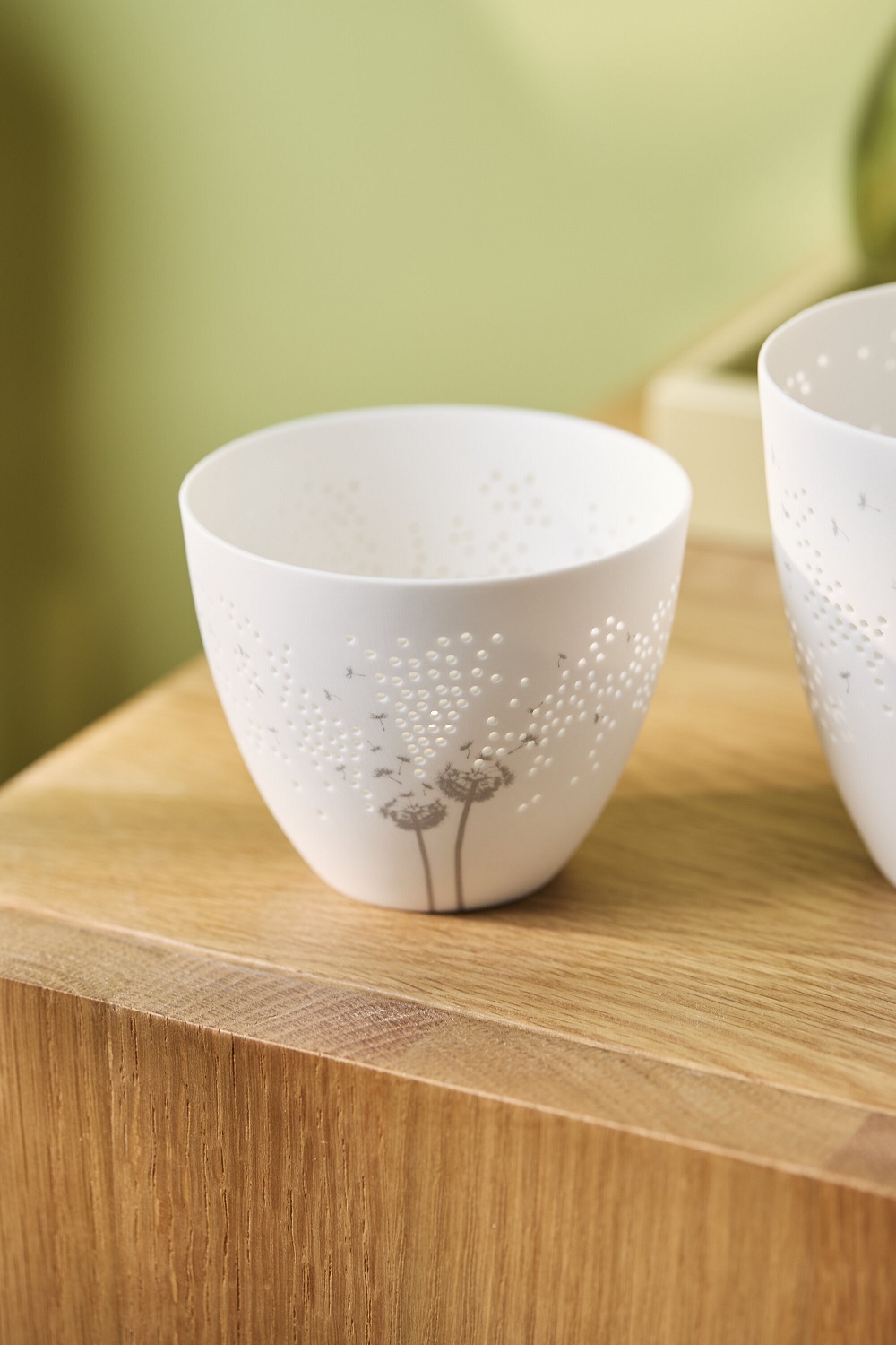 Porzellankrug, Teetasse, Weiße Keramik, Druckmuster, Blumenstil