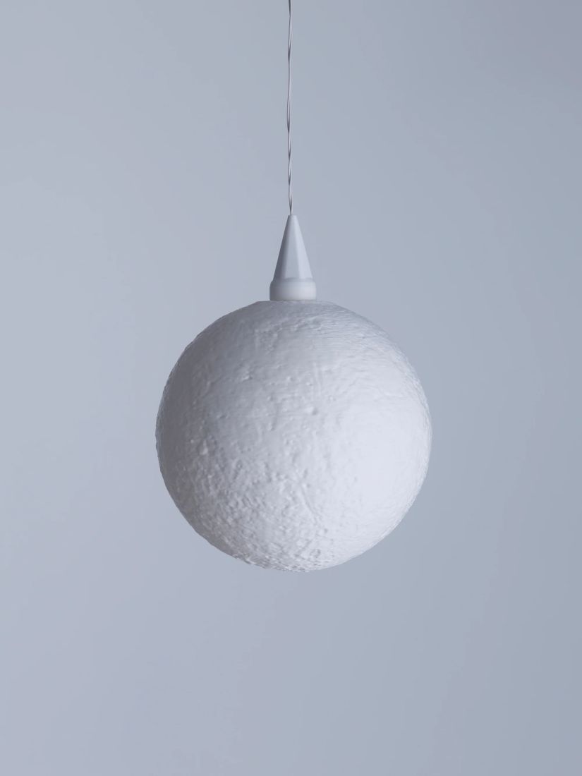 Lampenpendel, Hängelampe, Kugelform, weiße Oberfläche, Deckenleuchte