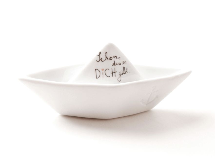 Bekleidung, Hut, Porzellan, Schale, Suppenschüssel