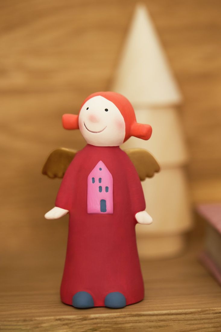 Figur, Engel, Rot, Holzfigur, Rosafarbene Kirche