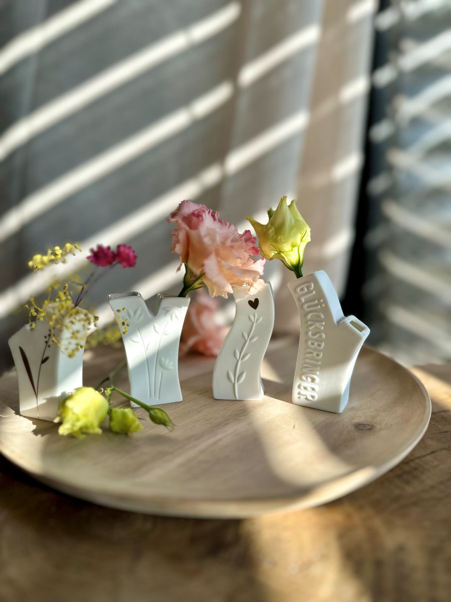 Essen, Präsentation des Essens, Nummer, Text, Tischplatte