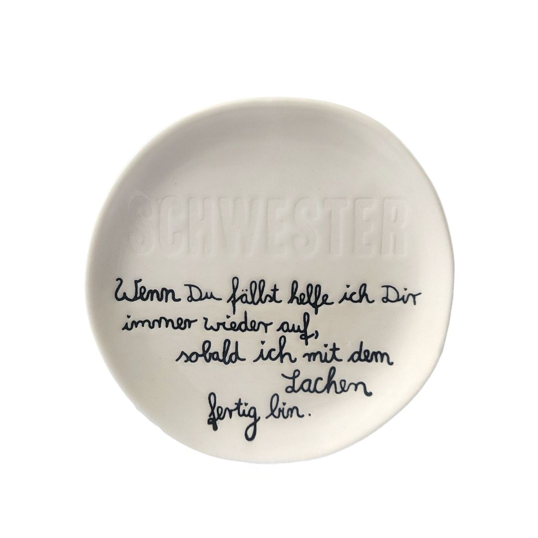 Good old friends Porzellan Familientellerchen Schwester mit vertieftem Spruch Wenn Du fällst helfe ich Dir immer wieder auf