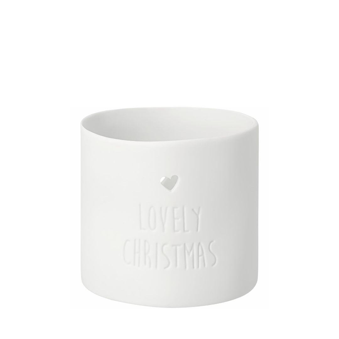 räder Teelicht Lovely Christmas aus unglasiertem weißen Porzellan mit Herz-Ausstanzung und Tief-Relief