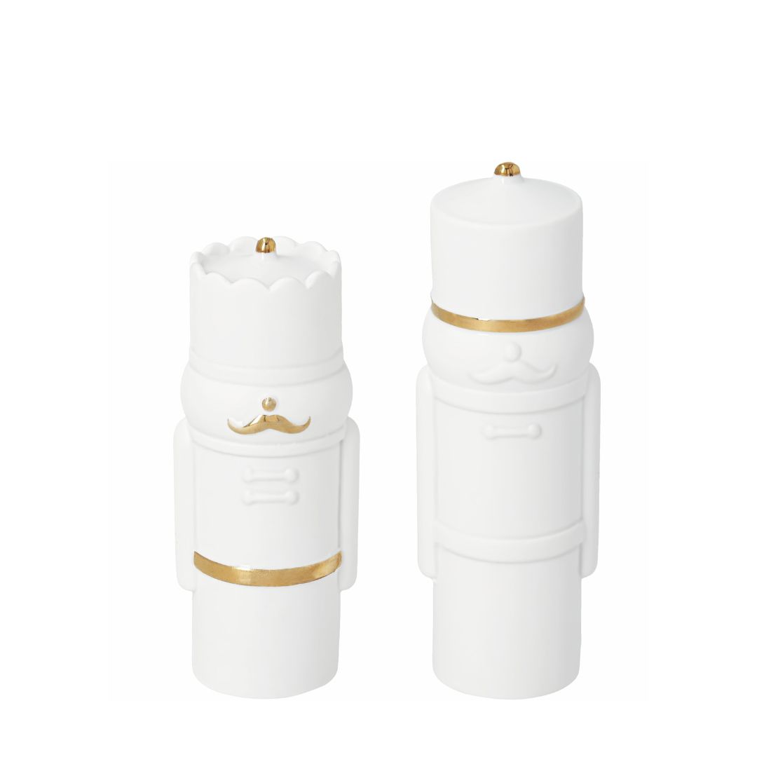räder Nussknacker Figuren im 2er Set aus mattem weißen Porzellan mit goldenen Details