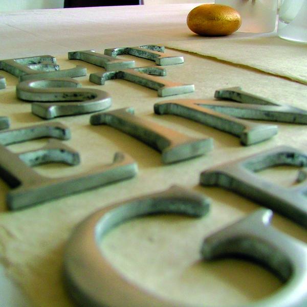 gross_lettern_85904YvfeZiExegucw